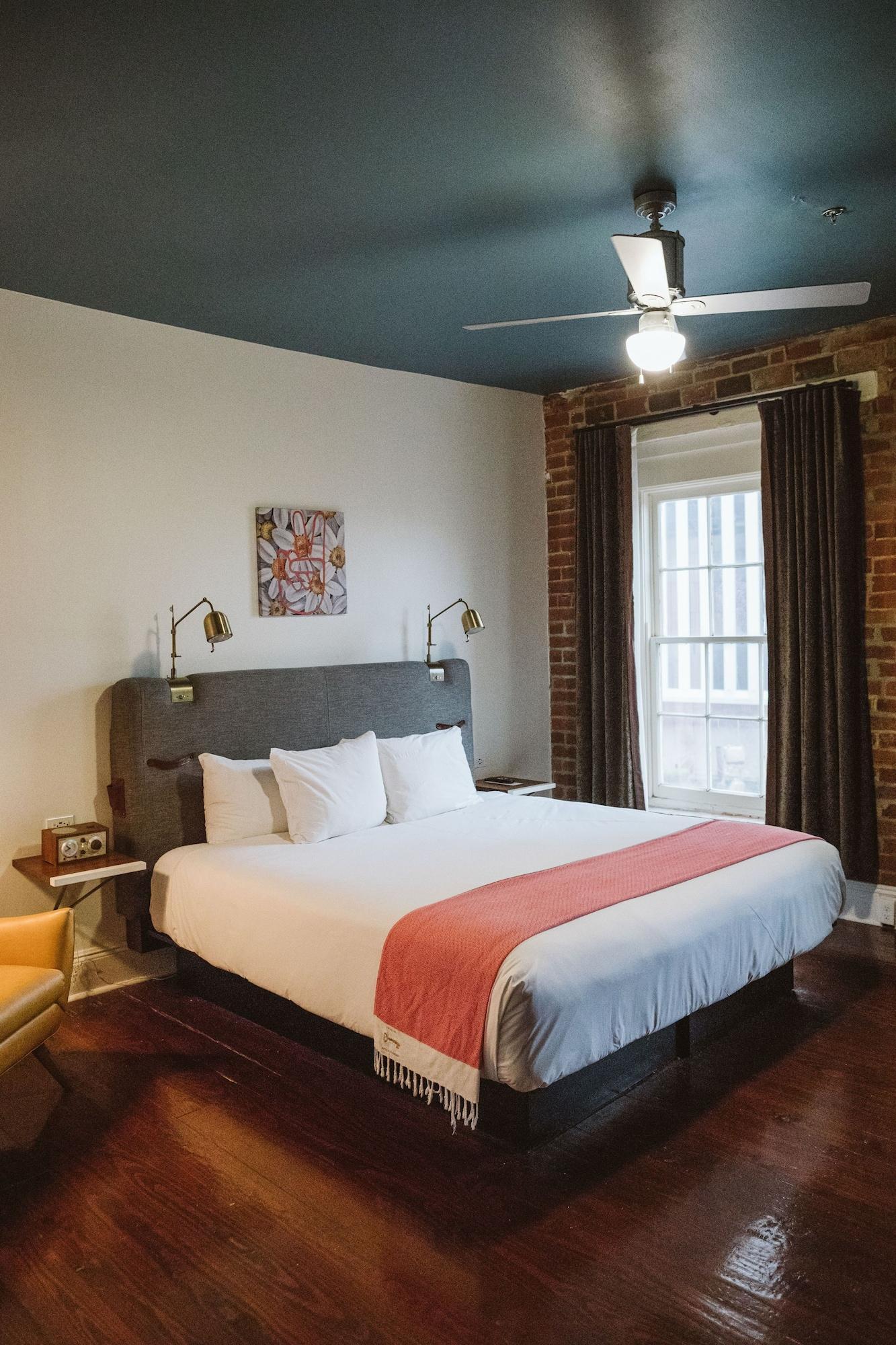 The Old No. 77 Hotel & Chandlery New Orleans Dış mekan fotoğraf